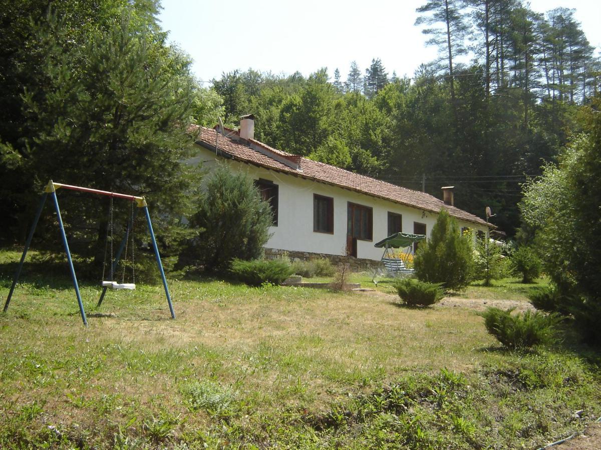 Holiday Home Tanevi Tryavna Extérieur photo